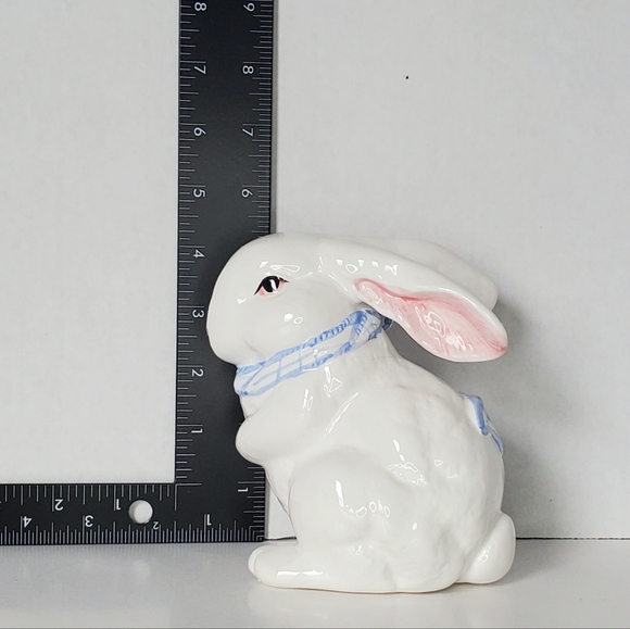 Vintage White Bunny Ceramic Figurine Blue Gingham Scarf Easter Spring - Picture 8 of 11